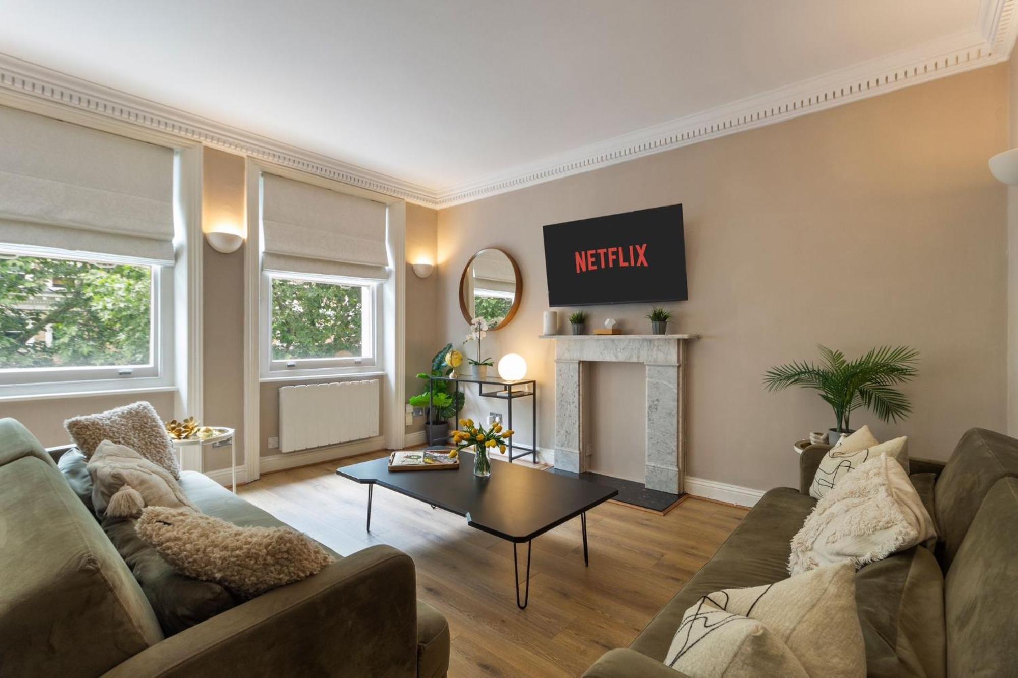 Beaufort Gardens In Knightsbridge Apartment London